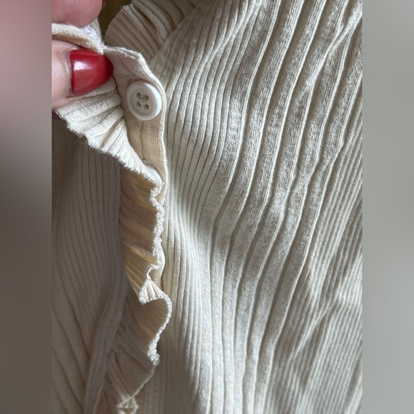 NWT MICHAEL LAUREN on Revolve Roberto Long Sleeve Ruffle Cardigan in Ivory - Picture 4 of 15